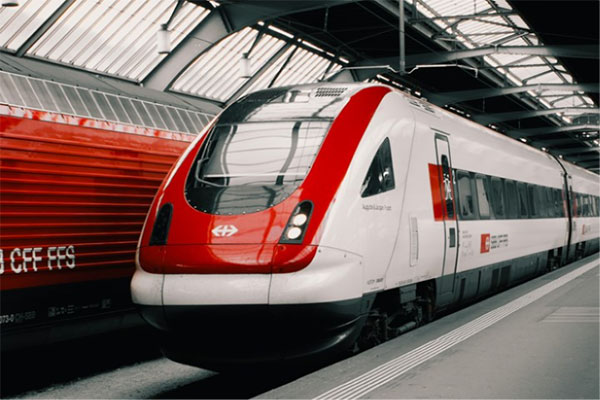 再生復合材料引領鐵路交通綠色革新