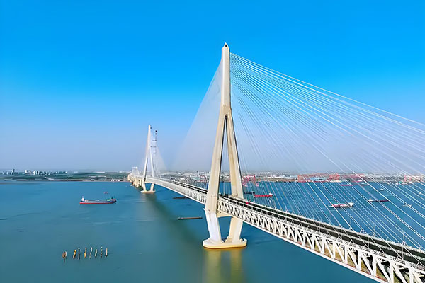 世界最大跨度斜拉橋通車!碳纖維復合材料拉索成亮點